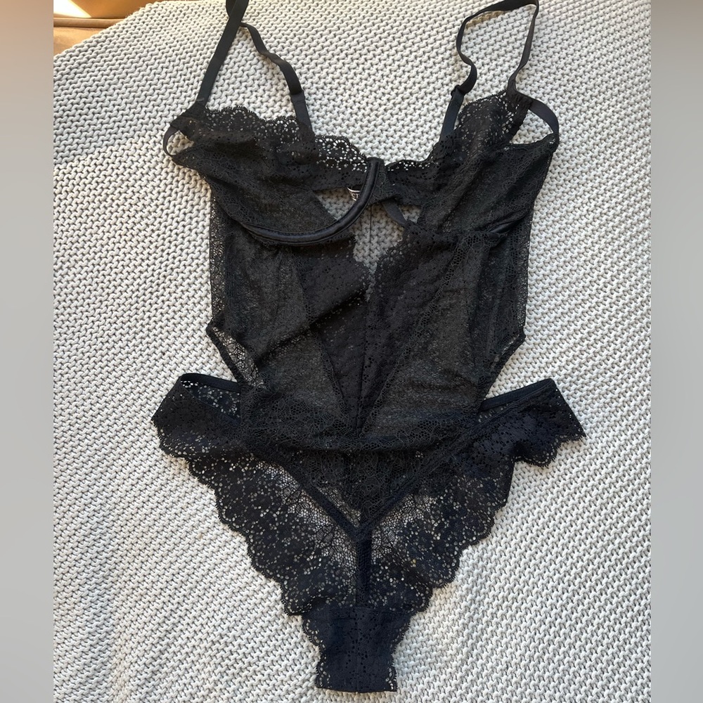Victoria Secret Black Lace Bodysuit Size 34 D